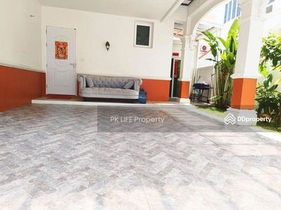 Alojamiento en Ban Ratsada, Thailand Alojamiento en Ban Ratsada, Thailand