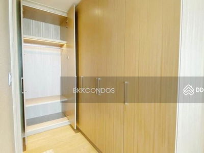 Magnolias Waterfront Residences, Bangkok, Thailand Magnolias Waterfront Residences, Bangkok, Thailand