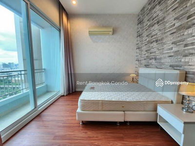 Circle Condominium, Bangkok, Thailand Circle Condominium, Bangkok, Thailand