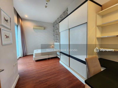 Circle Condominium, Bangkok, Thailand Circle Condominium, Bangkok, Thailand