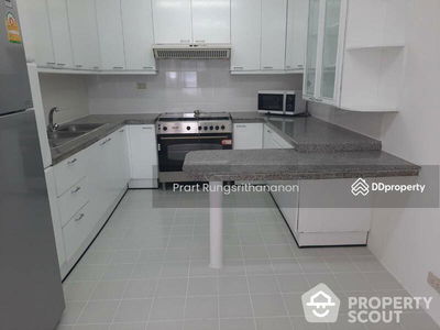 Four Wings Mansion, Bangkok, Thailand Four Wings Mansion, Bangkok, Thailand