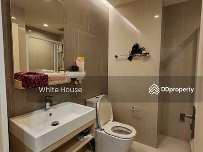 The Key Sathorn-Charoenraj, Bangkok, Thailand The Key Sathorn-Charoenraj, Bangkok, Thailand