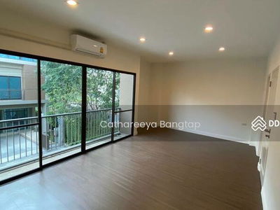 10260, Bangkok, Thailand 10260, Bangkok, Thailand