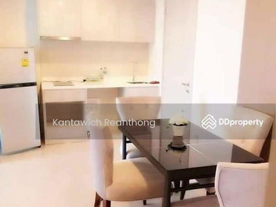 Life Sukhumvit 48, Bangkok, Thailand Life Sukhumvit 48, Bangkok, Thailand