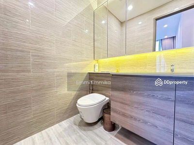 Whizdom Essence, Bangkok, Thailand Whizdom Essence, Bangkok, Thailand