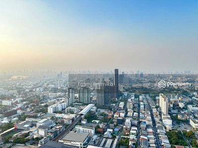 Whizdom Essence, Bangkok, Thailand Whizdom Essence, Bangkok, Thailand