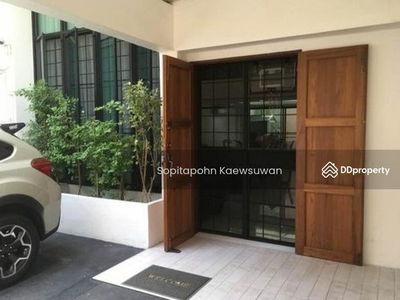 10500, Bangkok, Thailand 10500, Bangkok, Thailand