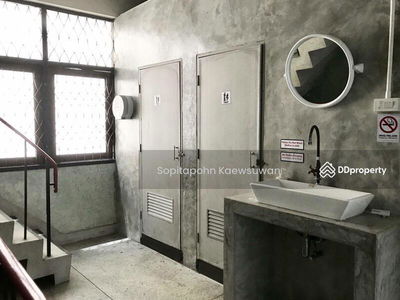 10500, Bangkok, Thailand 10500, Bangkok, Thailand