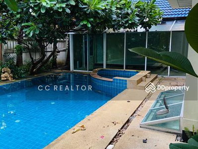 Sukhumvit 31, Bangkok, Thailand Sukhumvit 31, Bangkok, Thailand