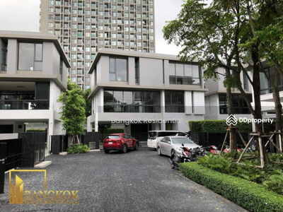 House in Compound, Bangkok, Thailand House in Compound, Bangkok, Thailand