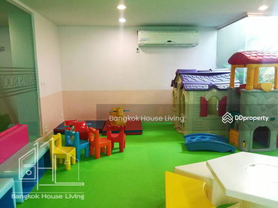 Piyathip Place, Bangkok, Thailand Piyathip Place, Bangkok, Thailand