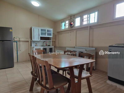 Golden Town Kaset Lat Pla Kow, Bangkok, Thailand Golden Town Kaset Lat Pla Kow, Bangkok, Thailand