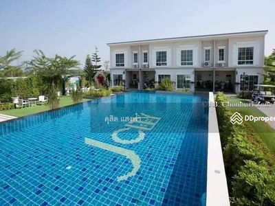 Beautiful new townhome for rent, J City, Assumption College, Sriracha, Chon Buri, Thailand Beautiful new townhome for rent, J City, Assumption College, Sriracha, Chon Buri, Thailand