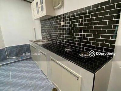 Beautiful new townhome for rent, J City, Assumption College, Sriracha, Chon Buri, Thailand Beautiful new townhome for rent, J City, Assumption College, Sriracha, Chon Buri, Thailand