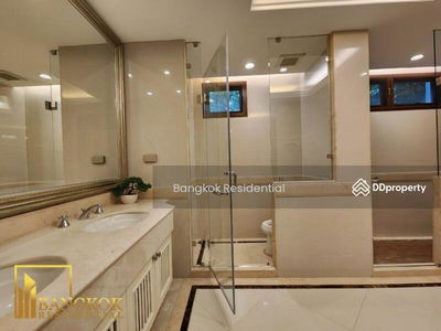 House in Compound, Bangkok, Thailand House in Compound, Bangkok, Thailand