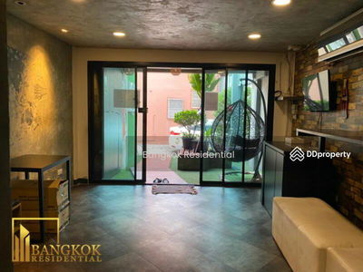 Townhouse, Bangkok, Thailand Townhouse, Bangkok, Thailand