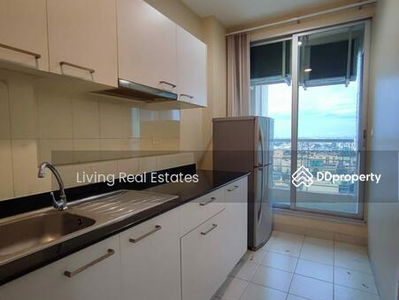 Life @ Ratchada, Bangkok, Thailand Life @ Ratchada, Bangkok, Thailand