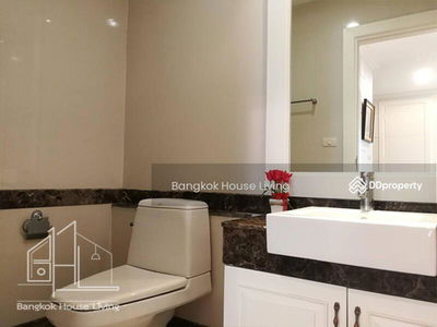 Piyathip Place, Bangkok, Thailand Piyathip Place, Bangkok, Thailand