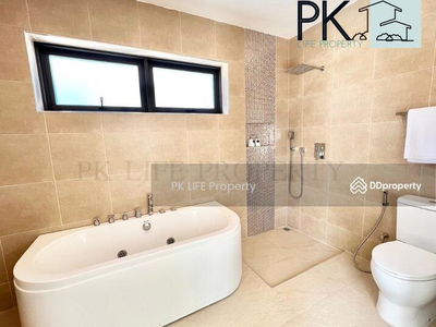 Housing in Kathu, Thailand Housing in Kathu, Thailand