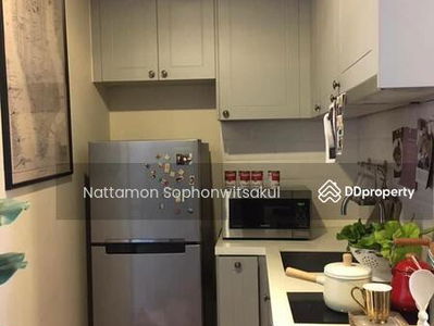 The Editor Vertical Village Sapankwai, Bangkok, Thailand The Editor Vertical Village Sapankwai, Bangkok, Thailand