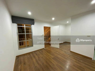 Baan Klang Muang Ladprao-Yothin Phatthana, Bangkok, Thailand Baan Klang Muang Ladprao-Yothin Phatthana, Bangkok, Thailand