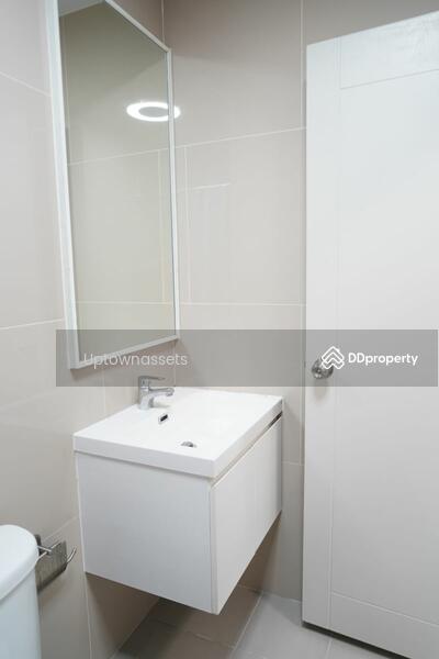 Chapter One Shine Bang Pho, Bangkok, Thailand Chapter One Shine Bang Pho, Bangkok, Thailand