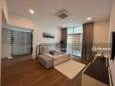 VIVE Rama 9, Bangkok, Thailand VIVE Rama 9, Bangkok, Thailand