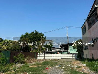 Soi Sukhumvit 76, Samut Prakan, Thailand Soi Sukhumvit 76, Samut Prakan, Thailand