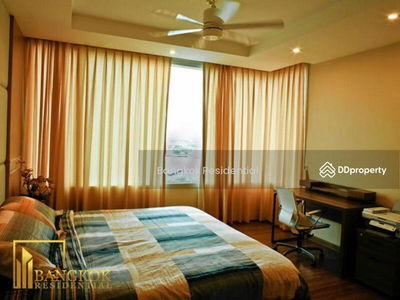 Watermark Chaophraya, Bangkok, Thailand Watermark Chaophraya, Bangkok, Thailand