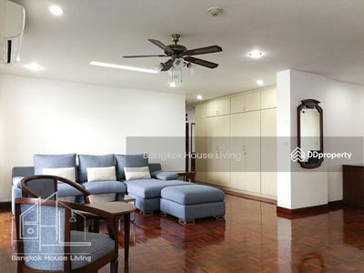 Tubtim Mansion, Bangkok, Thailand Tubtim Mansion, Bangkok, Thailand