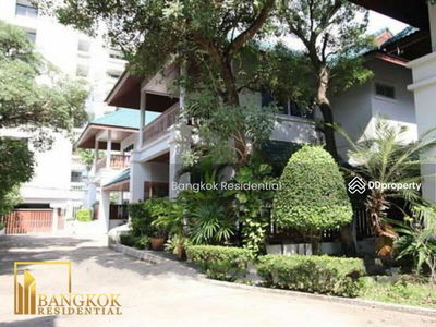 House in Compound, Bangkok, Thailand House in Compound, Bangkok, Thailand