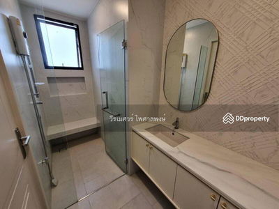 Nantawan Rama 9 New Krungthepkreetha, Bangkok, Thailand Nantawan Rama 9 New Krungthepkreetha, Bangkok, Thailand