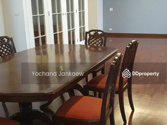 Newton Tower, Bangkok, Thailand Newton Tower, Bangkok, Thailand