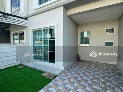 New townhome for rent, Sena Viva Village (J City), Assumption Sriracha, Chon Buri., Thailand New townhome for rent, Sena Viva Village (J City), Assumption Sriracha, Chon Buri., Thailand