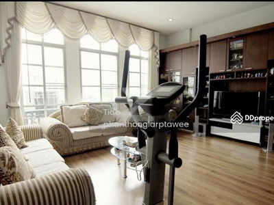 Baan Klang Mueang The Paris Ratchavipha, Bangkok, Thailand Baan Klang Mueang The Paris Ratchavipha, Bangkok, Thailand