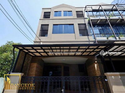 4 Bedroom Townhouse in Sukhumvit 38, Thonglor, Bangkok, Thailand 4 Bedroom Townhouse in Sukhumvit 38, Thonglor, Bangkok, Thailand