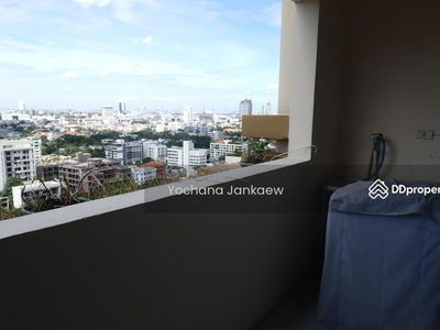 Royal Castle Sukhumvit, Bangkok, Thailand Royal Castle Sukhumvit, Bangkok, Thailand