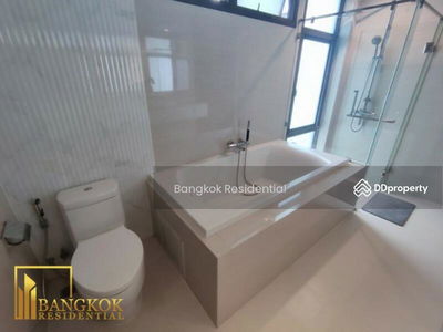 Townhouse in Compound, Bangkok, Thailand Townhouse in Compound, Bangkok, Thailand