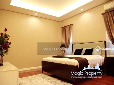 4 Bedroom Single House in Sukhumvit Soi 4, Bangkok, Thailand 4 Bedroom Single House in Sukhumvit Soi 4, Bangkok, Thailand