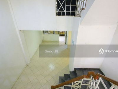 Townhome for rent, Sukhumvit 77 On Nut, Bangkok, Thailand Townhome for rent, Sukhumvit 77 On Nut, Bangkok, Thailand