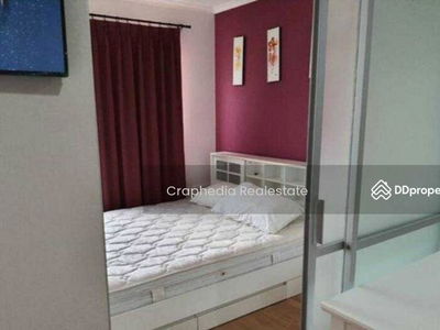 Lumpini Park Pinklao, Bangkok, Thailand Lumpini Park Pinklao, Bangkok, Thailand