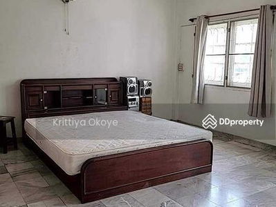 10310, Bangkok, Thailand 10310, Bangkok, Thailand