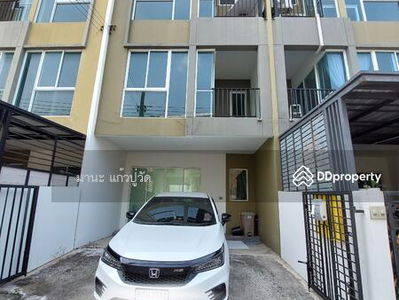 Blesstown, Bangkok, Thailand Blesstown, Bangkok, Thailand