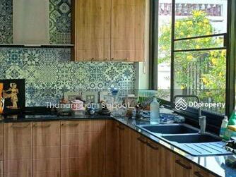 Exclusive 4-Bedroom House, Bangkok, Thailand Exclusive 4-Bedroom House, Bangkok, Thailand