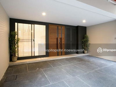 Baan Klang Krung Thonglor, Bangkok, Thailand Baan Klang Krung Thonglor, Bangkok, Thailand