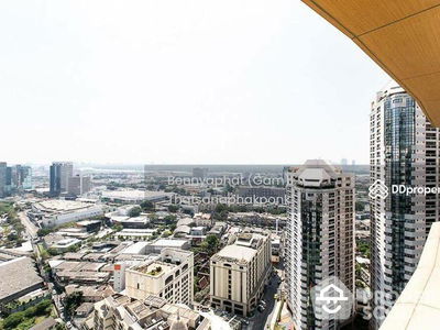 The Lumpini 24, Bangkok, Thailand The Lumpini 24, Bangkok, Thailand