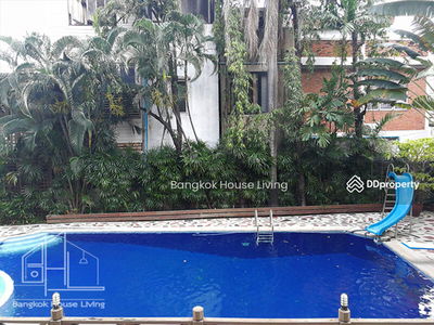 Phatana Court, Bangkok, Thailand Phatana Court, Bangkok, Thailand