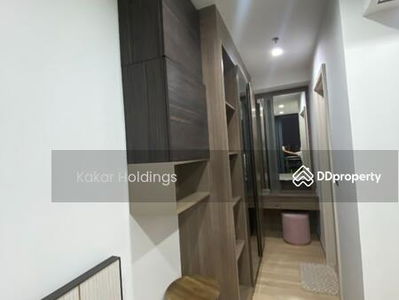 The Line Phahon-Pradipat, Bangkok, Thailand The Line Phahon-Pradipat, Bangkok, Thailand