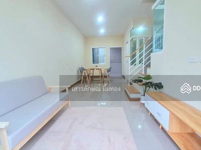 Golden Town Bangna-Suanluang, Bangkok, Thailand Golden Town Bangna-Suanluang, Bangkok, Thailand