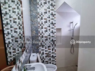 Golden Town Bangna-Suanluang, Bangkok, Thailand Golden Town Bangna-Suanluang, Bangkok, Thailand